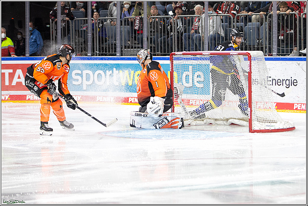 PENNY DEL; Koelner Haie- Fishtown Pinguins Bremerhaven; Koeln, 25.11.2021